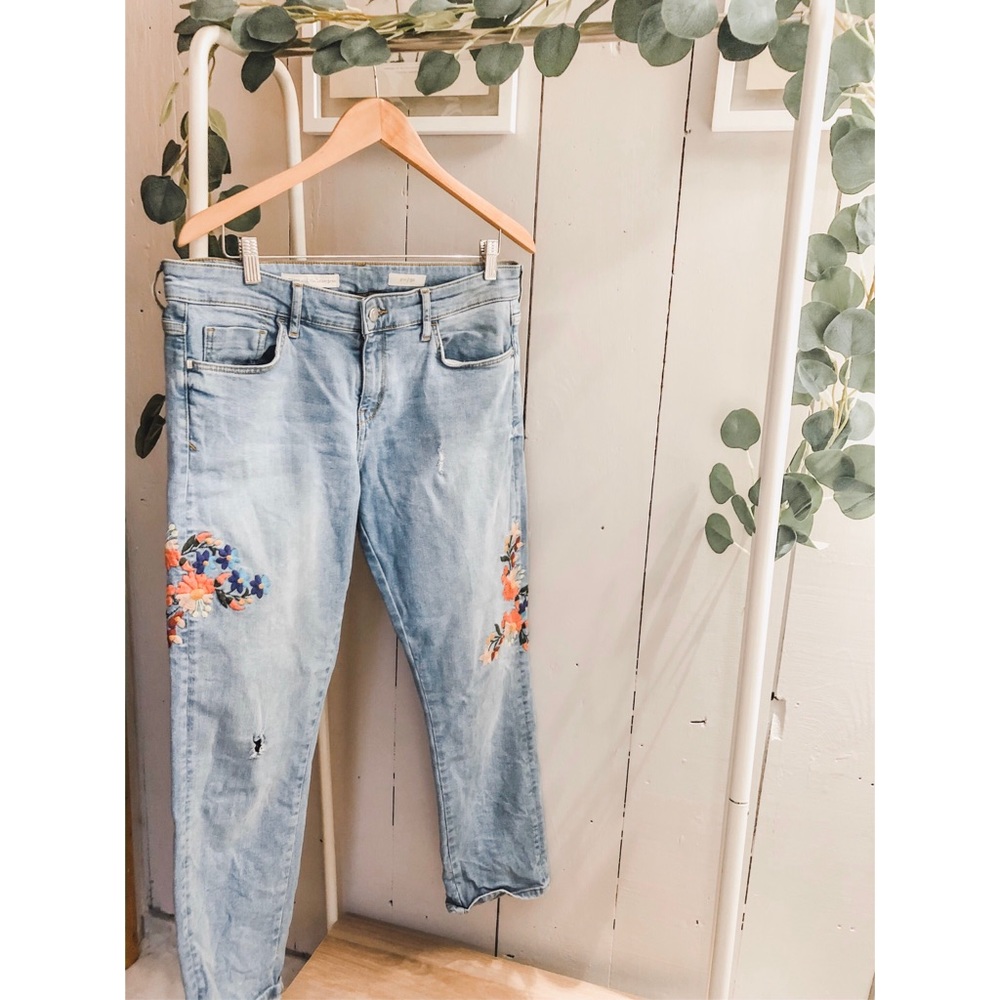 Pilcro & The Letterpress Floral Embroidered Jeans